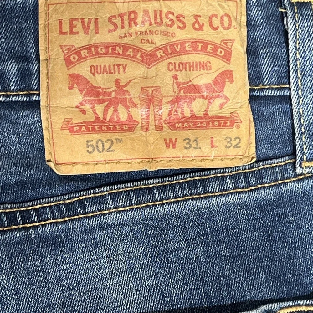 Levis pre owned